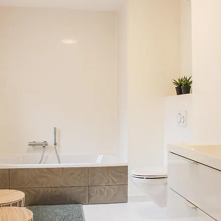 Residentie Crystal شقة